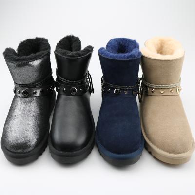 China Lightweight Ankle Strap Sheepskin Boots Easy Buckle-Attachment On-Off for sale