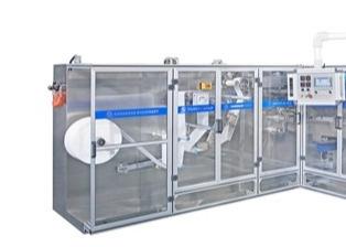 China 8KW Non Woven Wet Wipes Packaging Machine To Make Tissue Paper for sale