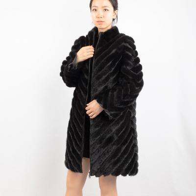 China Wholesale Women Winter Beautiful Black Fur Coat Real Mink Anti-wrinkle Fashion Fur Coat for sale