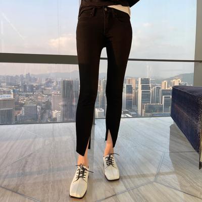 China Women's Breathable Jeans Elastic Toe-Length 9-Point Skinny Color Woman Jeans Autumn And Winter Mid Waist for sale