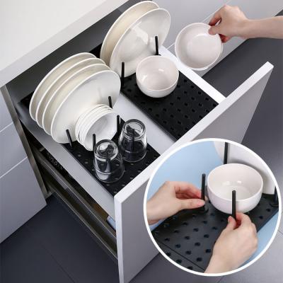 China Retractable and Expandable Cabinets Sustainable Plastic Sink Tray Drying Rack for sale