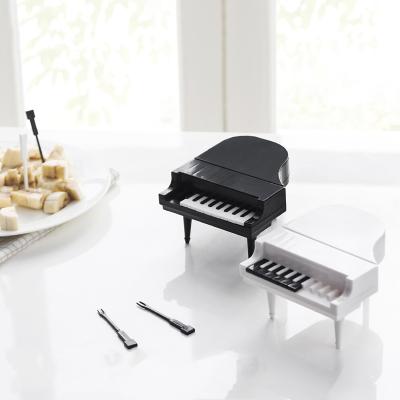 China Viable creative plastic fruit cake table set mini piano design children's piano design fruit fork 10 pieces for sale