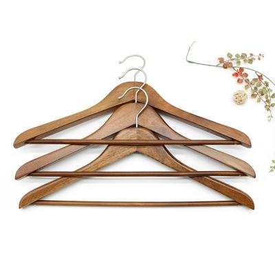 China Factory Price Eco-friendly Material Natural Color Solid Wood Baby Clothes Non Slip Non Slip Wooden Baby Kids Clothes Hangers for sale