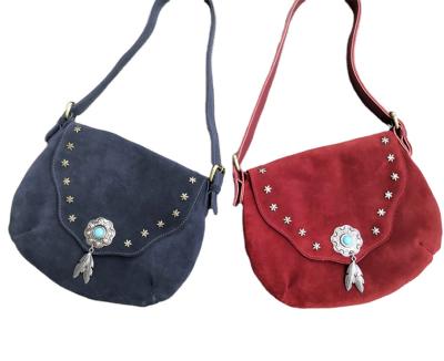 China Fashion Saddle Luxury Retro Tassel Vegan Small Boho Leather Mini Crossbody Purse Shoulder Bag With Flower Decoration for sale