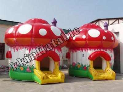 Chine Videur gonflable de champignon extérieur de PVC, maisons gonflables de saut de style fait sur commande à vendre