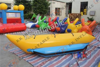 Chine Le bateau gonflable rigide attrayant de PVC, 1,5 mètres jaunissent le bateau de banane à vendre