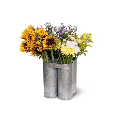 China Sturdy and Decorative Galvanized Flower Cart Iron Bucket for sale