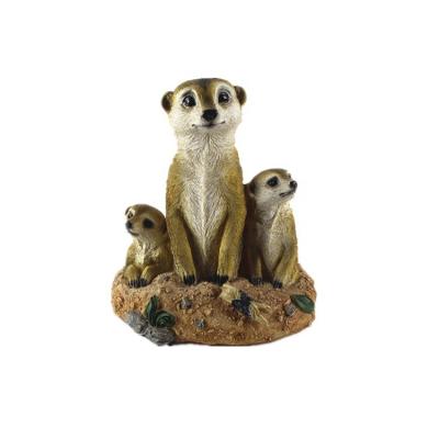 China Small Europe Garden Otter Statue Resin Animal Figurine for sale