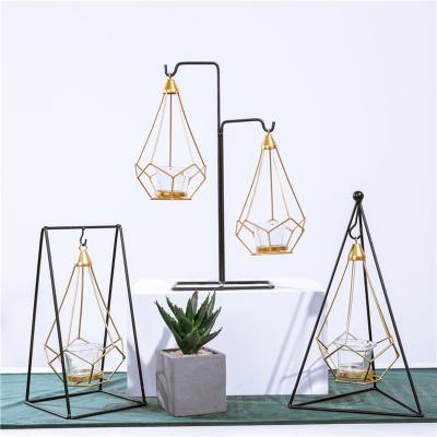 China Geometric design home nordic style candlestick decoration metal dinner luxury romantic candle holder for wedding for sale