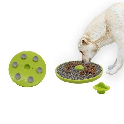 China Wholesale Non-automatic Silicone Pet Bowls and Eco-friendly Dog Feeders Mat Pet Hanging Lick Mat Slow with Suction Cups for sale