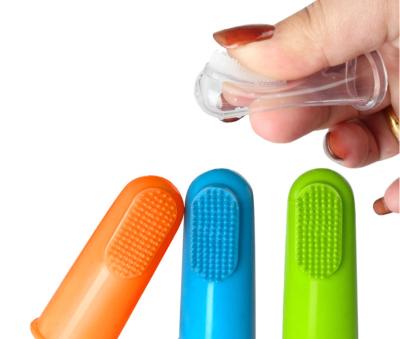 China Hot Sale Dog Silicone Pet Finger Natural Anti-bite Toothbrush Stocked Cat Toothbrush Pet Grooming Cleaning Brush for sale