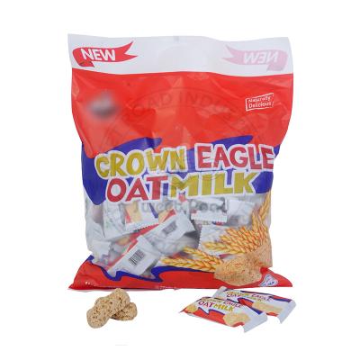 China Natural Natural Healthy Chocolate Oatmeal Snack Choco Ball Candy In Bag Packing for sale