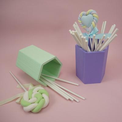 China Kids friendly; Environmental Friendly 5.5x203mm 20pcs Per Bag Paper Sticks For Home Marshmallow Making for sale