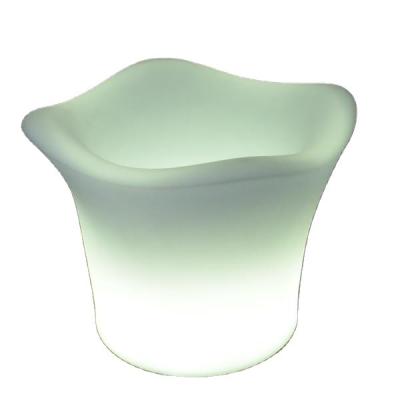 China Modern Cute Smart LED Waterproof Flower Pot for sale