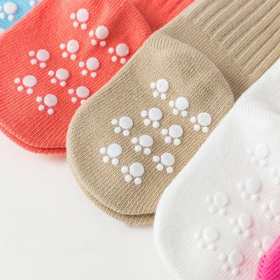 China Wholesale Hot Selling QUICK DRY Color Kids Baby Non-Slip Classic Style Non-Slip Crew Socks Custom Logo Socks for sale