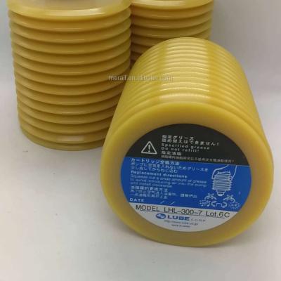 China SMT grease  LHL-300-7 grease 700CC for Toshiba Mitsubishi Electric Injection Molding Machine use for sale