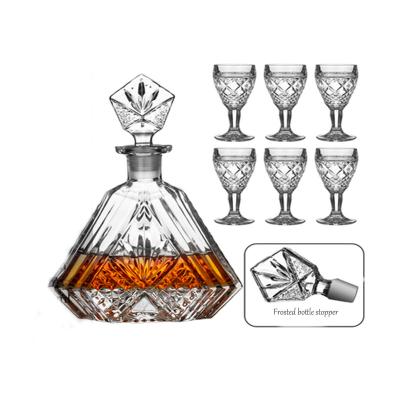 China Whiskey Set Current Classic Diamond Whiskey Glass Set Handmade Wholesale Design Place Whiskey Bottle Whiskey Decanter for sale