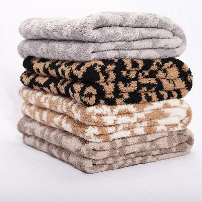 China New Design Custom Knitted Anti Dust Mite Waffle Weave Travel Blanket Blanket Hot Sale Blanket for sale