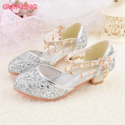 China Girl's Breathable Crystal Shoes Dress Show Children Fashionable Princess Shoes 2023 Wholesale New Girls Shoes Tassel Buckle High Heels for sale