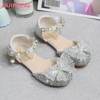 China New Fashion Breathable Spring Summer Kids Sandals Fashion Crystal Bowkont Girls Princess Shoes High Heels Shoes For Children for sale