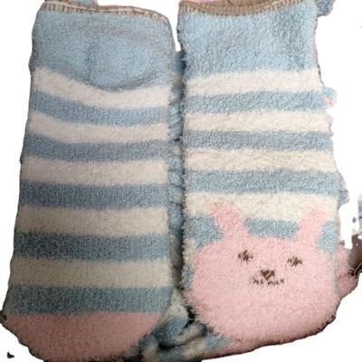 China 2021 Fuzzy Thermal Antislip Mixed Styles Breathable Baby Socks for sale