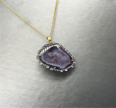 China Hot Sale Necklace Ect Fashion Gemstone Agate Geode Pendant Beautiful With Rhinestone Plated Jewelry Pendant for sale