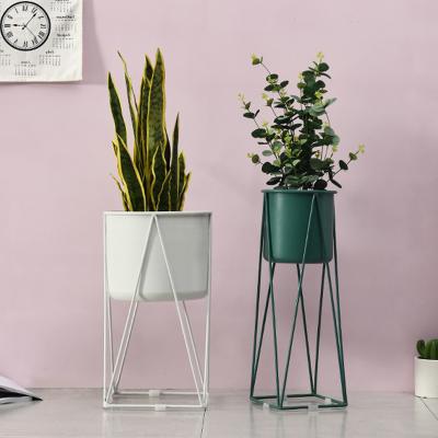 China Modern Indoor Home Modern Indoor Gold Artificial Floor Pot Flower Pot Cactus Plants And Rack Metal Wholesale Flower Pots for sale