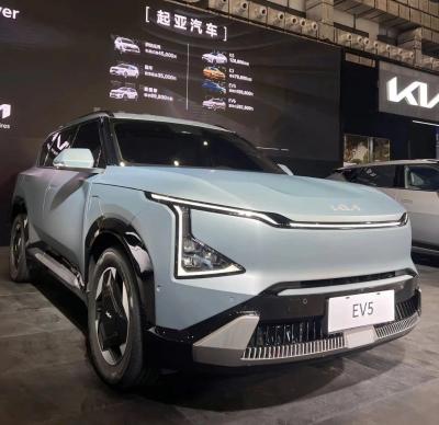 Chine Système de freinage électromagnétique et caractéristiques de pointe personnalisables de la voiture électrique KIA EV5 à vendre