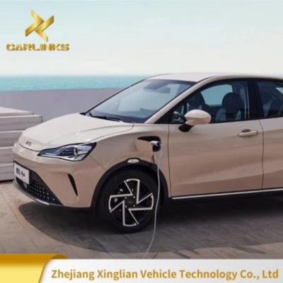 China 2420mm Wheelbase 2024 Nezha Aya 401lite Small SUV Long Range Energy Vehicle  Car for sale