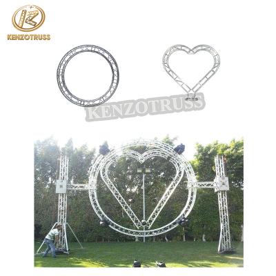 China Truss Lightweight Aluminum Part Arch Heart Shaped Wedding for sale