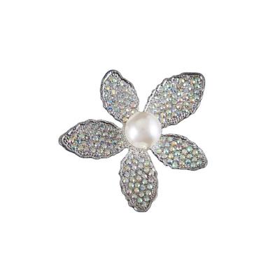 China Shiny Bling Bling Pearl Brooch Flower Alloy Supper Brooch Pins Jewelry For Garment for sale