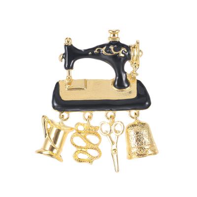 China ALLOY New Arrival Good Price Black Enameled Sewing Machine Sartorius Alloy Brooch Pin for sale