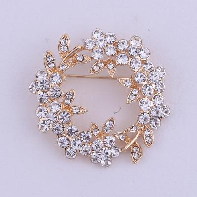 China Fashion Flower Crystal Brooch Women Alloy Rhinestones Brooches Pins for sale