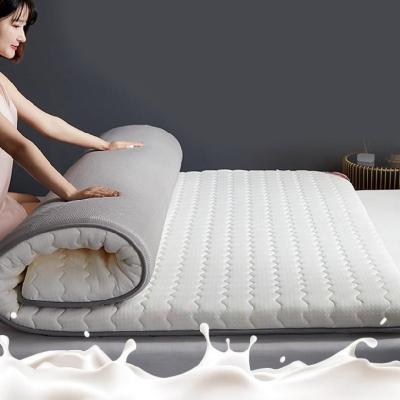 China Removable Foldable Home Bedding Roll Up Queen King Size Latex Foam Mattress Topper for sale