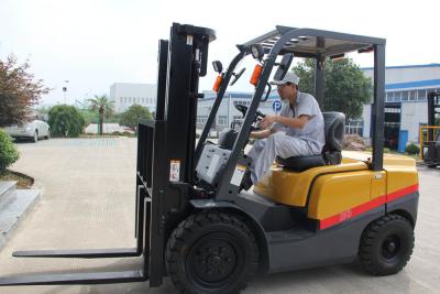 Cina Carrello elevatore a diesel del motore cinese A490 carrello elevatore del contrappeso da 2 tonnellate in vendita