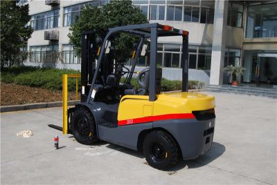 China CE Approval Diesel Powered Forklift 3 Ton ISUZU Diesel Engine Forklift Truck for sale