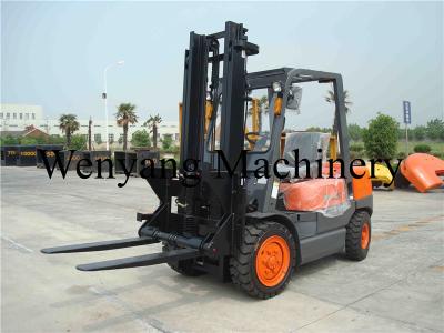 China 3 Ton Diesel Forklift Truck With Sanitation Fork Isuzu C240 500mm Load Center for sale