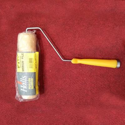 China Plastic Handle Brush Cleaning Roller for sale