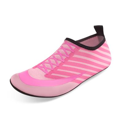 China Lightweight Wholesale Women Quick Dry Water Resistant Shoes Breathable Pink Swim Shoes for sale