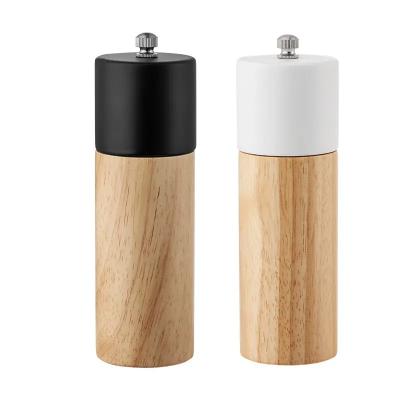 China Viable Manual Natural Rubber Wooden Salt Grinder Coarse Pepper Grinder Refillable Adjustable Pepper Grinder for sale