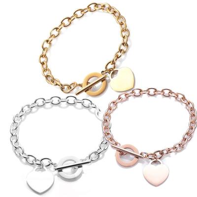 China DAICY Fashion Women Heart Charms Stainless Steel Jewelry Wholesale Romantic Simple Bracelet for sale