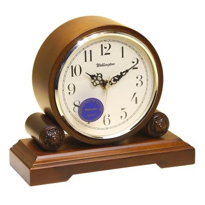 China Weilingdun High Quality Wooden Antique European Style Quartz Clock Bed Room Living Room Table Super Mute Desk Clock for sale