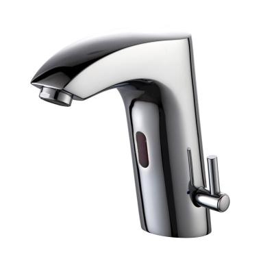 China Zinc Body Washbasin Sensor Water Faucet Battery Operated Sensor Tap for sale