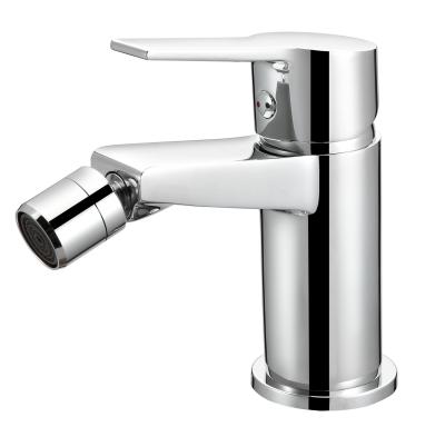 China CONNE Modern Look Chrome Bidet Kraan Inclusief Montage Kit Anticorrosief Te koop