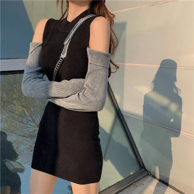 China Anti-wrinkle cavity off-the-shoulder contrast hip skirt long-sleeved knitted thin push-up dress new for sale