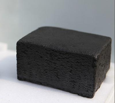 China Fireproof Black Plastic Refractory Materials Mud Brick For Steel Ladle for sale