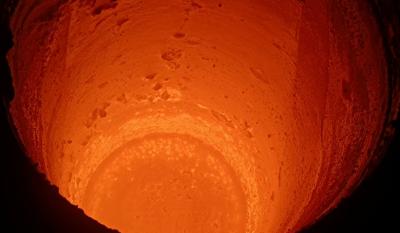 China MgO 70% Refractory Dry Ramming Mass Furnace Lining Corrosion Resistance High Density for sale