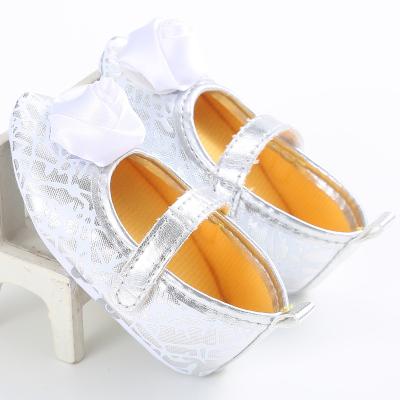 China Selling Beautiful Flowers Baby Shoes Stylish Cotton Lovely Cotton Anti-skid Unique Gift Soft Warm Breathable Bling Infant Girl Walking Shoe for sale