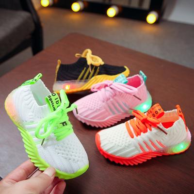 China 2021 Popular Flashing Light Up Led Baby Boys Kids Sneakers Candy Color Kids Shoes Fashion Casual Sports Shoe for sale