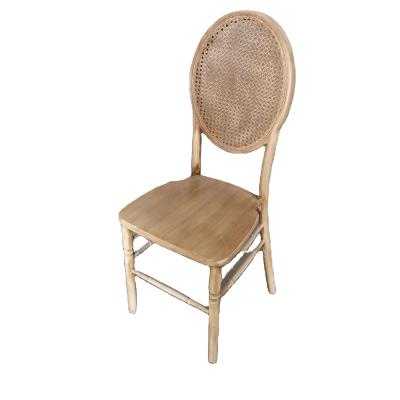 China Traditional Antique Color Cane Back Chiavari Chair Stackable Wooden Oval for Wedding Party for sale